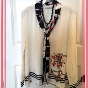 🎉HOST PICK🎉 Desigual blouse